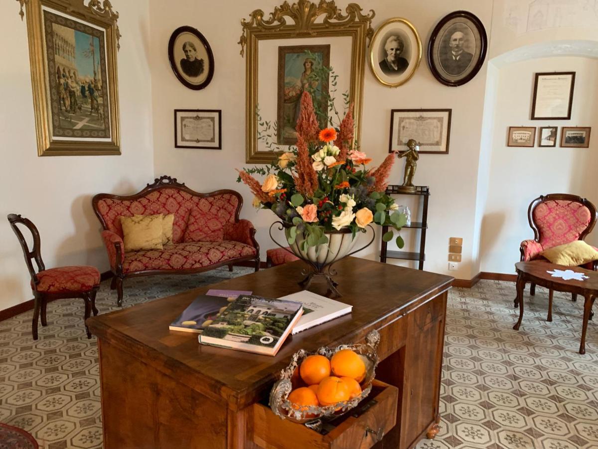 Villa Minini Bed & Breakfast Rive d'Arcano Dış mekan fotoğraf