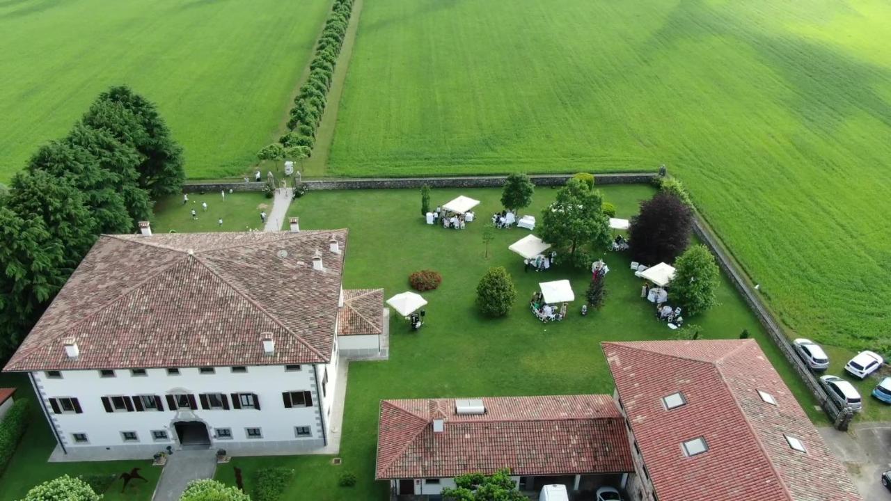 Villa Minini Bed & Breakfast Rive d'Arcano Dış mekan fotoğraf