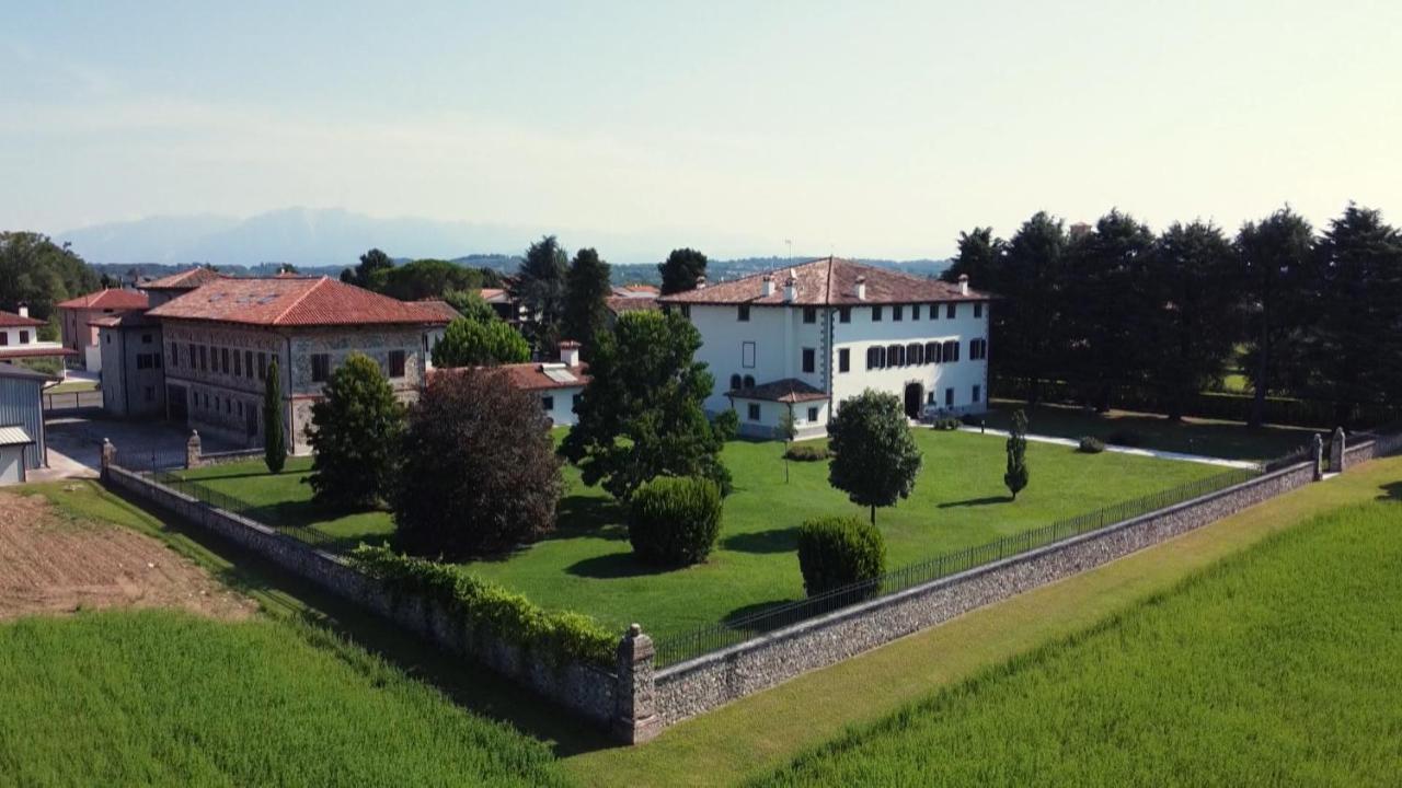 Villa Minini Bed & Breakfast Rive d'Arcano Dış mekan fotoğraf