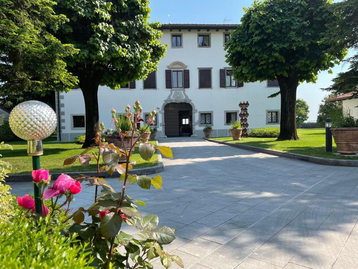 Villa Minini Bed & Breakfast Rive d'Arcano Dış mekan fotoğraf