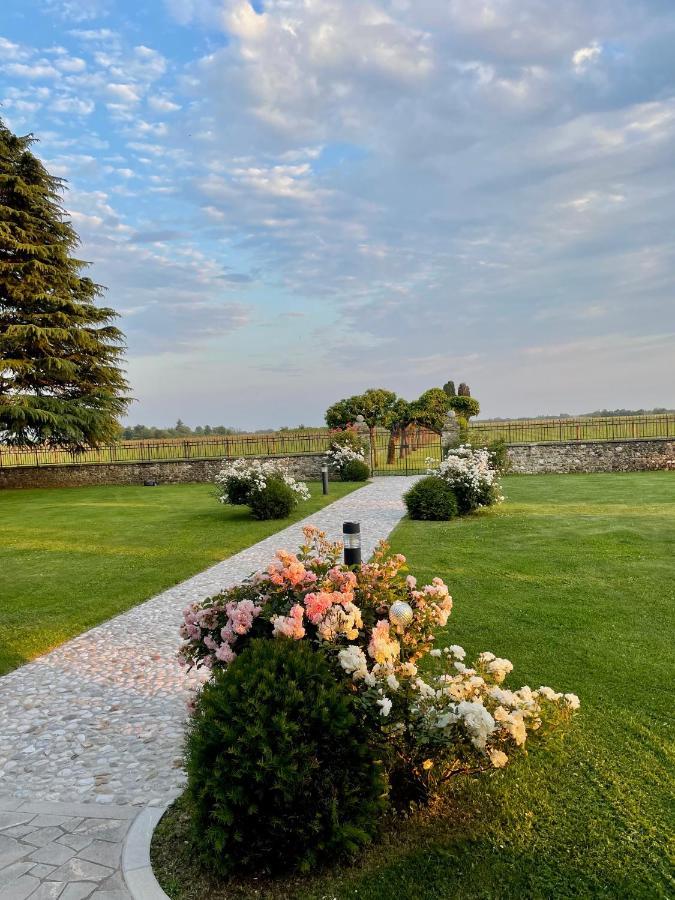 Villa Minini Bed & Breakfast Rive d'Arcano Dış mekan fotoğraf
